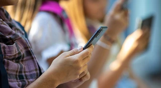 Uczeń nie odda telefonu. Co może nauczyciel?