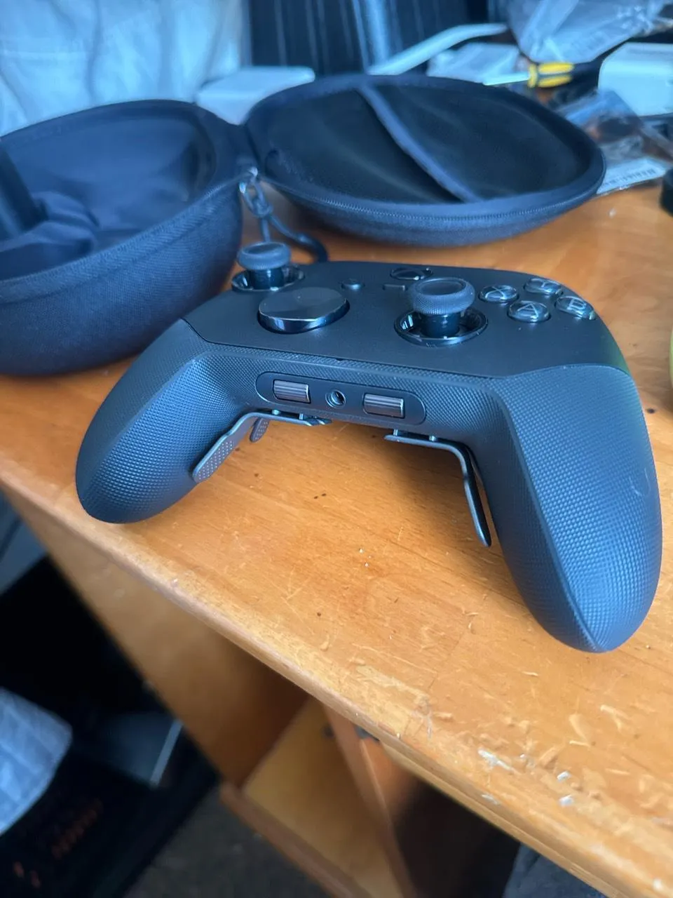https://cdn-sw.spidersweb.pl/2026/08/xbox-elite-controller-series-3-zdjecia-6.webp