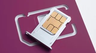 Karta SIM może przejąć telefon. Ekran może pozostać zablokowany