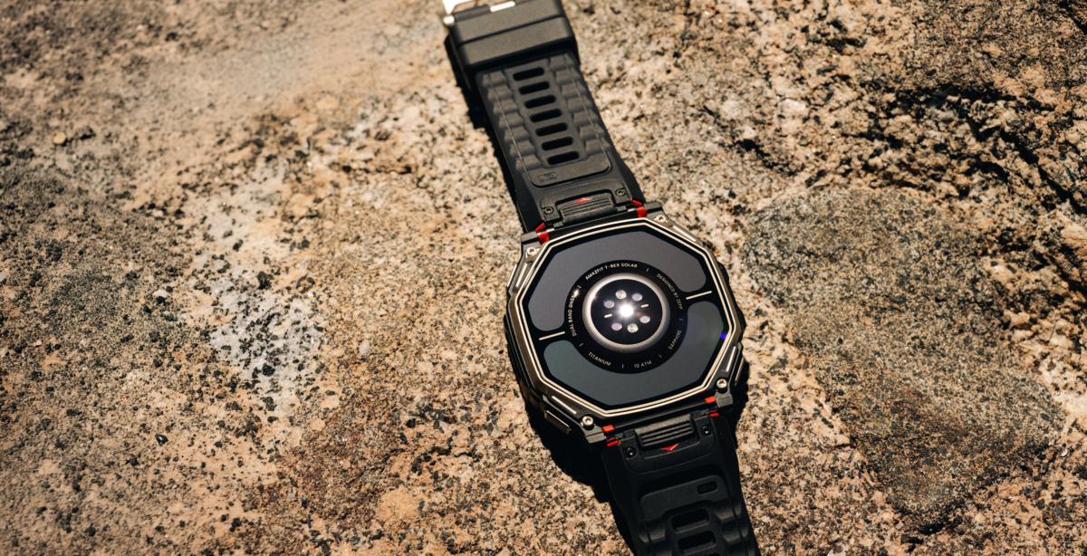 Ten smartwatch wytrzyma 180 dni. Tylko musisz go nosić na lewą stronę