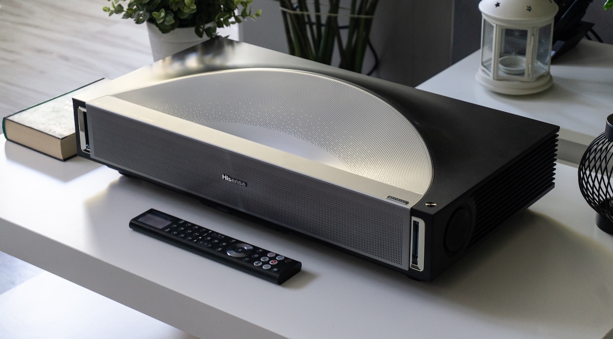 Takie ulepszenia lubię. Hisense PX4 Pro Laser Cinema to kinowy krótki rzut
