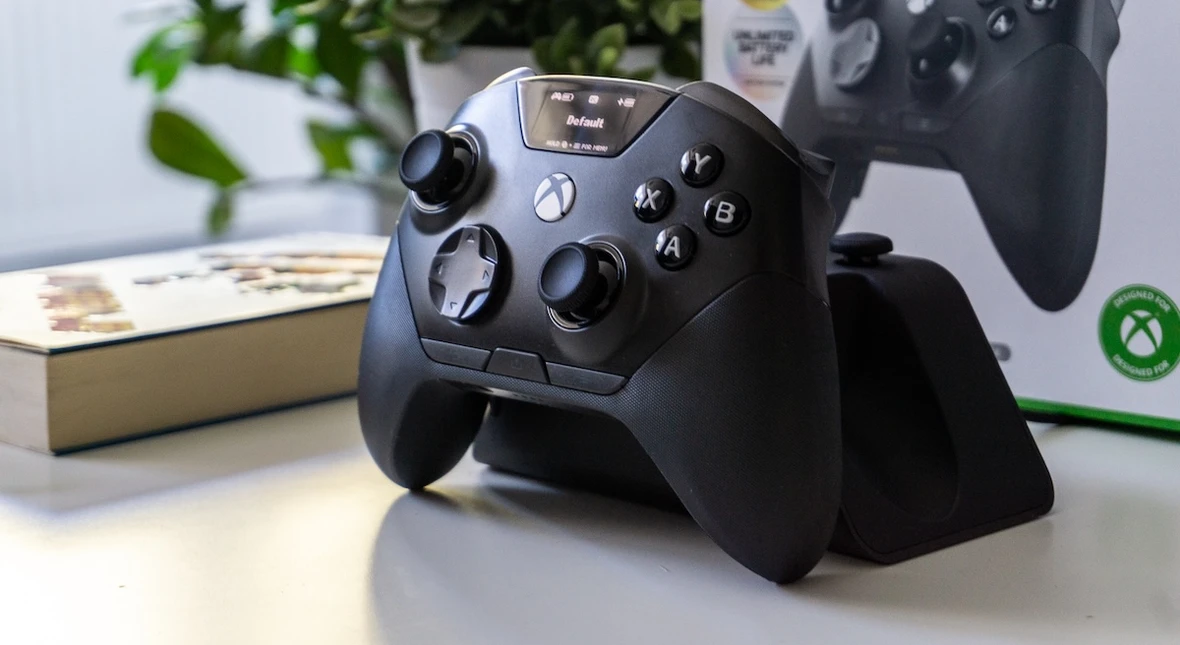 Image for SteelSeries Aeon Pro to przełom - recenzja. W końcu pad z szybką zmianą PC/Xbox