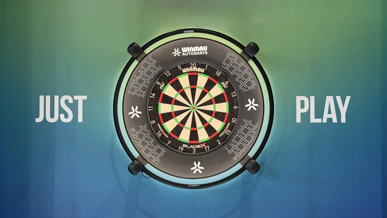 Koniec z punktami na serwetce. Nadlatują rzutki przyszłości Winmau z AI