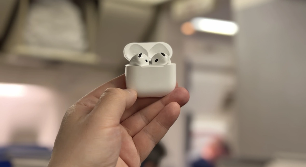 Image for Sprawdziłem już ANC w AirPods 5. Zabrałem je do samolotu