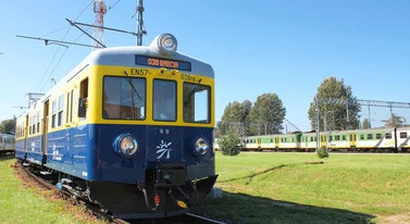 Ma 63 lata i zaraz wróci na tory. Kultowy pociąg jest nie do zdarcia