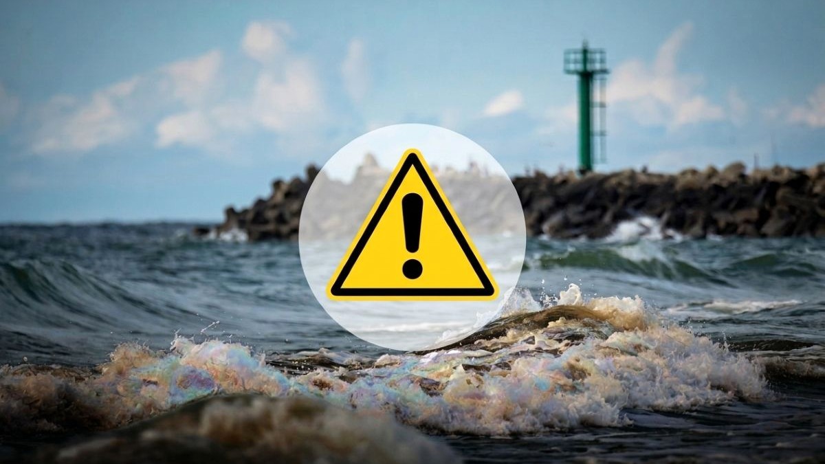 Czarna, lepka substancja na polskich plażach. Służby ostrzegają: „Nie dotykać” 