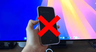 Zawsze wyłączam tę funkcję w telefonie. Nie dość, że zjada baterię, to rozprasza