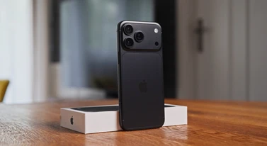Będzie trudniej kupić iPhone'a 18 Pro. Apple kroi produkcję