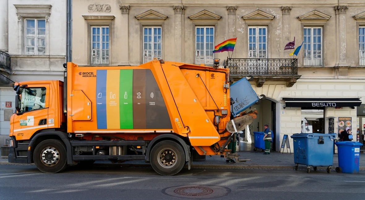 Image for Kaucja za butelki to wygodna wymówka dla wyższych opłat za śmieci. Ktoś nas robi w konia