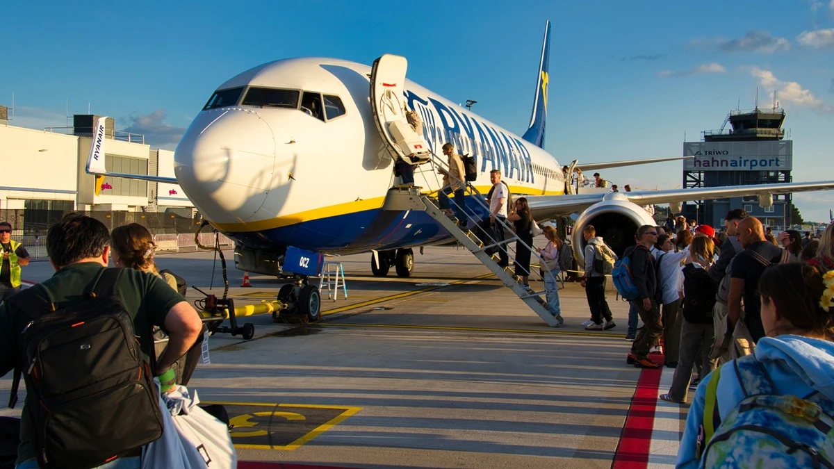 Szykujcie się na droższe wakacje. Ryanair nie ma dobrych wieści dla pasażerów