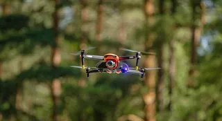 Polski system Ważka wrzuca operatorów dronów w sam środek wojny. Mieści się w 4 walizkach
