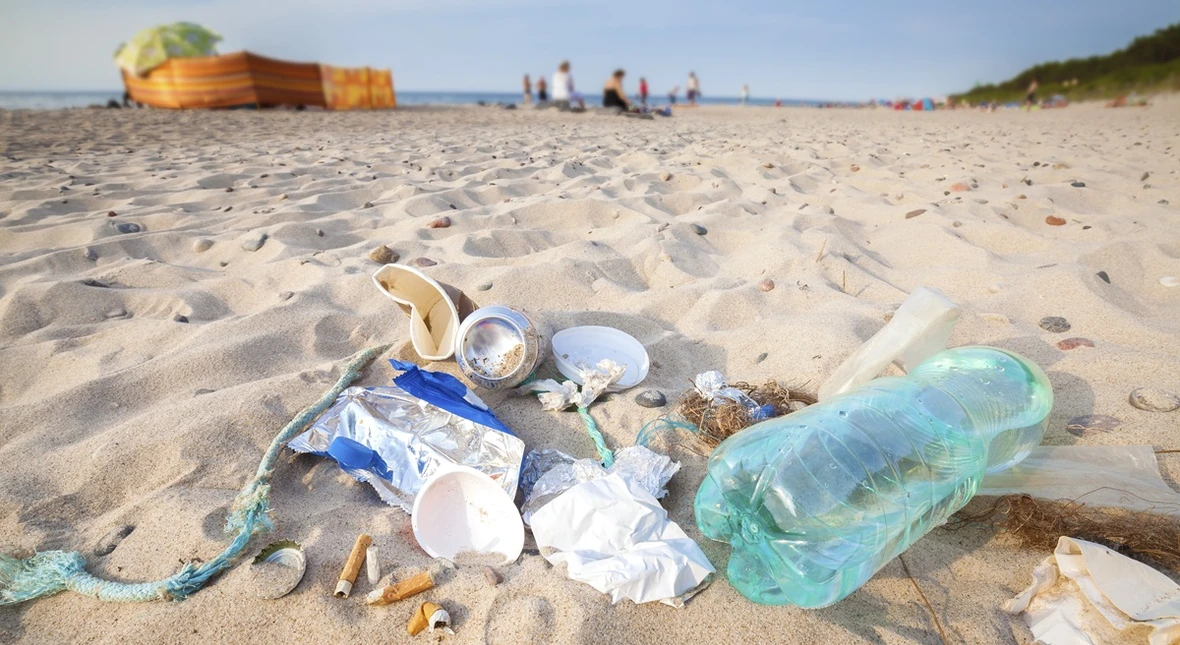 Image for System kaucyjny pozamiatał plaże. Do szczęścia brakuje jednego