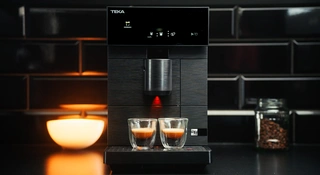 Kompaktowy ekspres, który potrafi zaskoczyć. Sprawdziłem Teka Barista Latte
