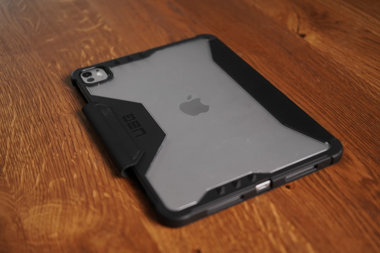 https://cdn-sw.spidersweb.pl/2026/09/uag-etui-ipad-pro-11-m4-001.jpeg