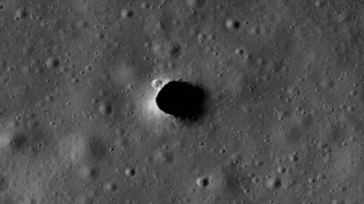 NASA zbada tajemniczą dziurę na Księżycu. Może kryć kosmiczną kryjówkę