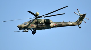 Mi-28, nowoczesny rosyjski śmigłowiec szturmowy został zestrzelony przez ukraińskie wojsko. Dokonano tego przy pomocy drona FPV, a nagranie stało się hitem w sieci.
