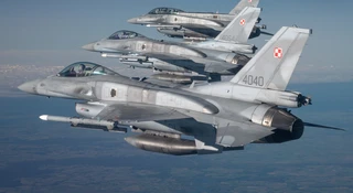 NATO ćwiczy wojnę jądrową. Polska wysłała swoje F-16