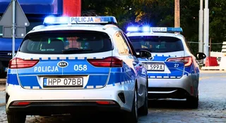 Claude zgłasza na policję