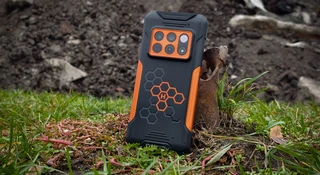 Telefon do zadań specjalnych. HAMMER CONSTRUCTION 3 THERMAL 5G widzi niewidzialne