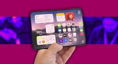 Ludzie rzucili się na iPhone'a Duo. "Puste magazyny na 70 rynkach"