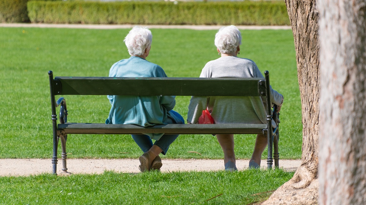 Pół roku, 90 tysięcy Polaków mniej. Z mapy zniknęło średniej wielkości miasto