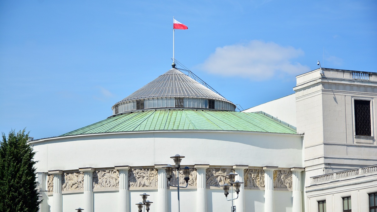 Sejm uchwalił bat na internet. Służby zablokują wybrane treści i strony